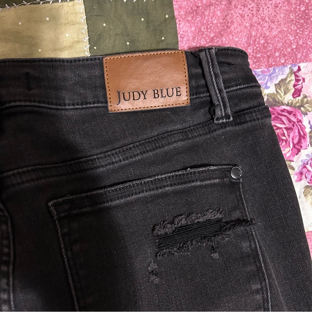 Judy Blue Black Distressed Flare Jeans Size 15/32 Style# JB88622‎ - Picture 8 of 8